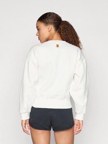 NIKE Sportief sweatshirt 'CRT' in Wit