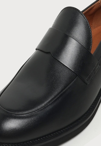 Chaussure basse 'Ginsby' HUGO en noir