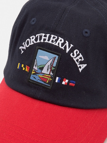 Pull&Bear Čiapka 'NORTHERN SEA' - Čierna