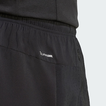 ADIDAS PERFORMANCE Regular Sportshorts 'Essentials' in Schwarz