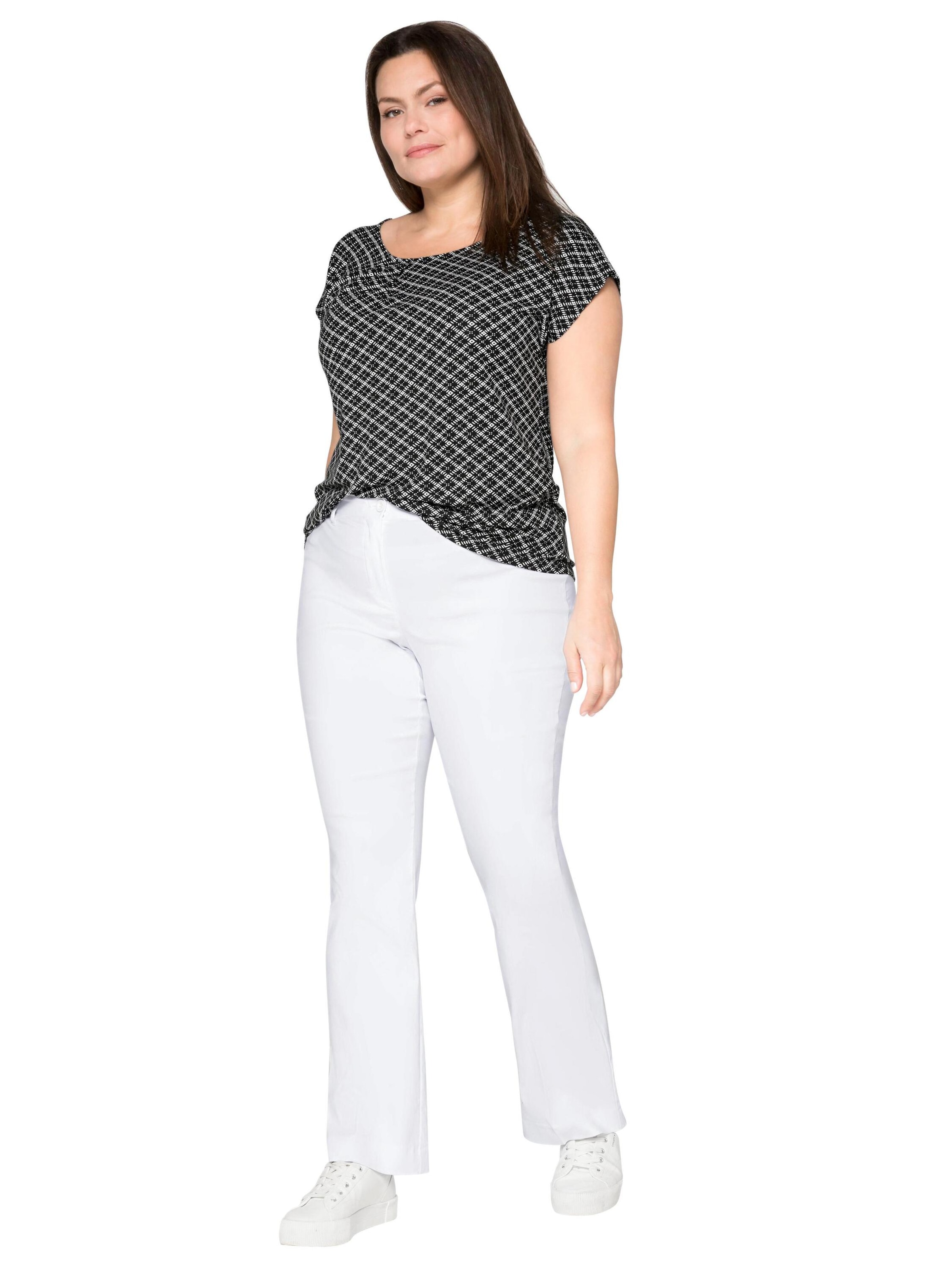 SHEEGO Regular Trousers in White
