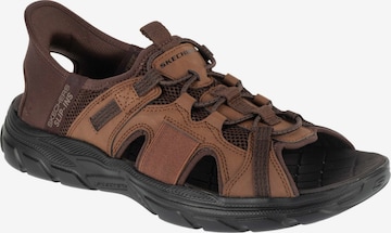 SKECHERS Wandelsandalen 'Slip-Ins: Revolted SS - Merrick' in Bruin: voorkant