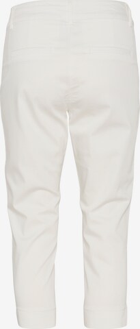 Kaffe - Slimfit Pantalón 'Lea' en blanco