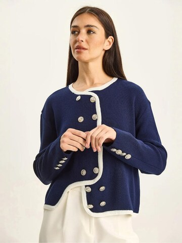 Cardigan Bianco Lucci en bleu
