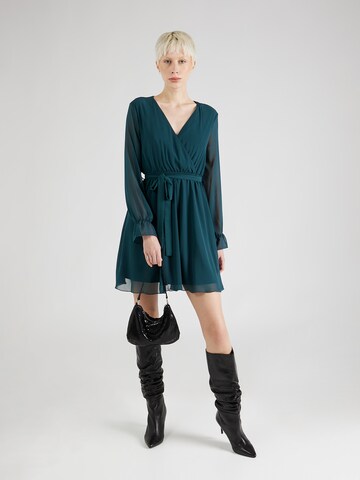 Robe de cocktail Trendyol en vert