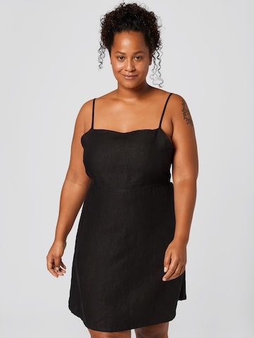 Robe 'Carolina' A LOT LESS en noir