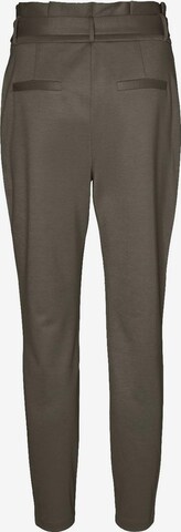 VERO MODA Tapered Hose 'LUCCA' in Braun