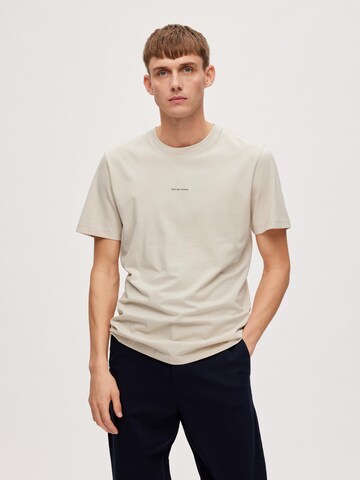 SELECTED HOMME T-Shirt 'ATLAS' in Beige: predná strana