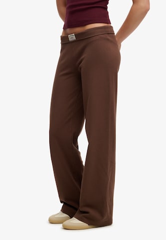 Wide Leg Pantalon de sport 'Athletic Essentials' Superdry & Co en marron