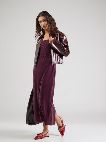 GAP Klänning i röd