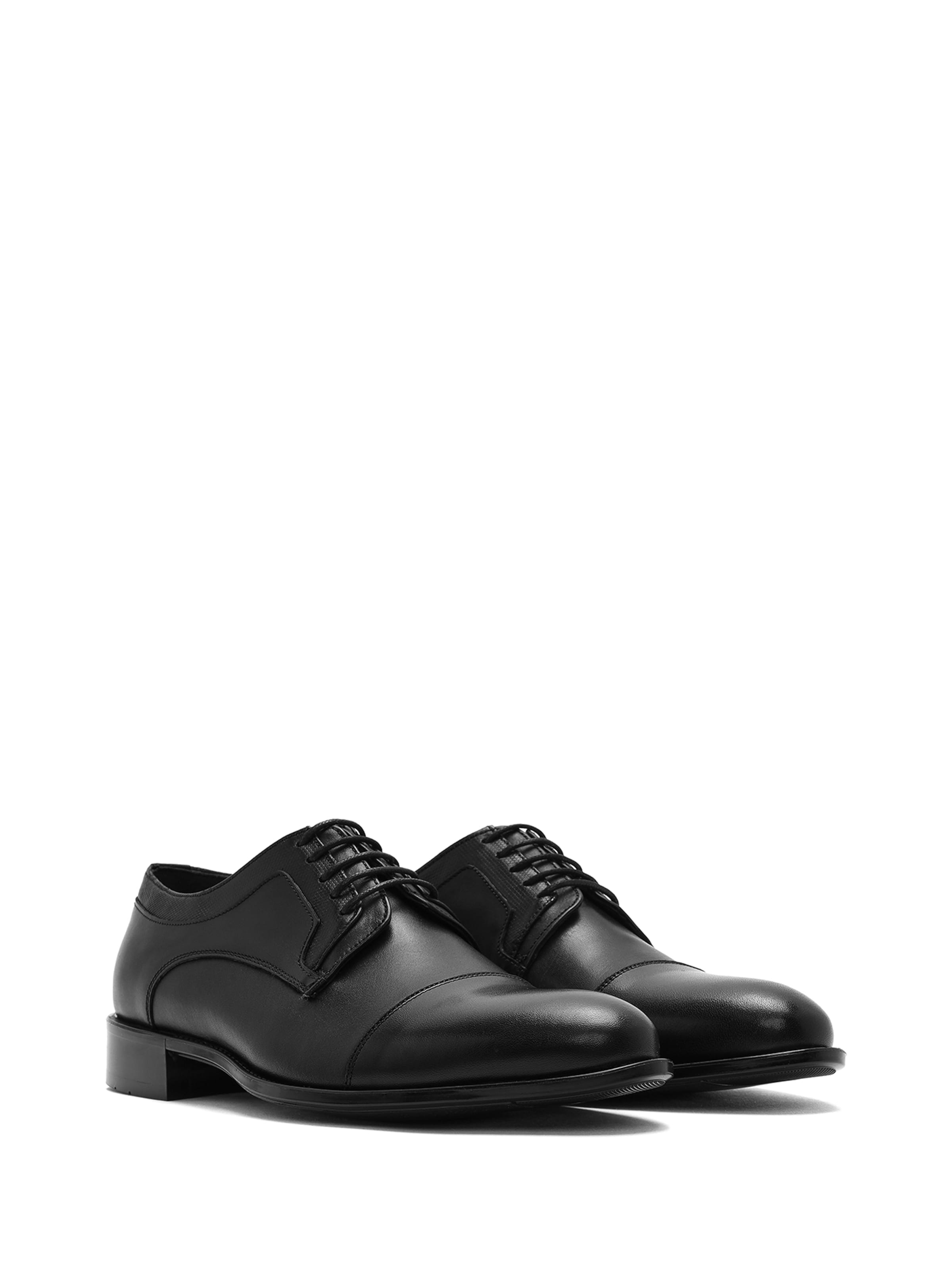 Derimod Lace-up shoe in Black