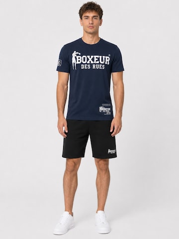 Boxeur des Rues - Traje para estar en casa 'Herren Set Boxeur des Rues: Baumwollshorts Schwarz + Slim-Fit T-Shirt Marineblau, Weißes Logo' en azul