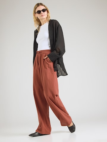 ONLY Wide leg Trousers 'ONLTIZANA' in Brown