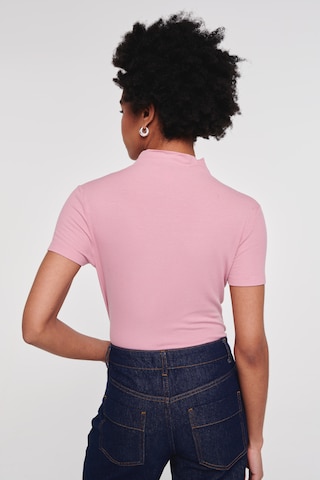 Aligne Shirt 'Happy' in Roze