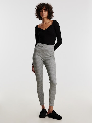 EDITED Skinny Leggings 'Rebecca' in Grijs