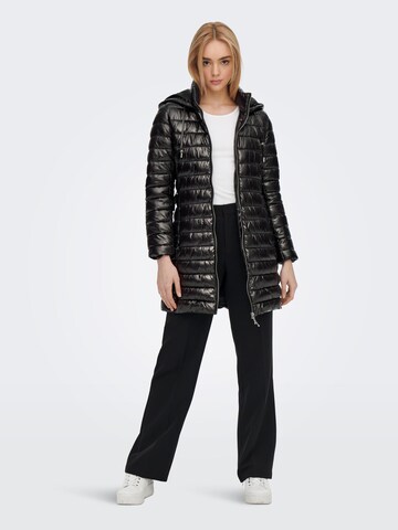 Manteau d’hiver 'SCARLETT' ONLY en noir