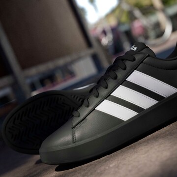 Sneaker bassa 'Grand Court 3.0' di ADIDAS SPORTSWEAR in nero