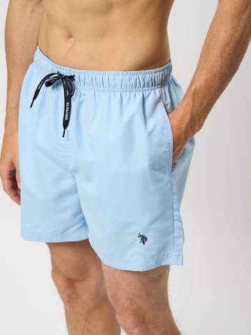 U.S. POLO ASSN. Uimashortsit 'Aza' värissä sininen