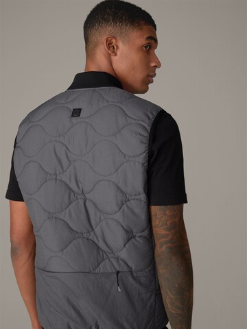 STRELLSON Bodywarmer ' S.C. Move Vest ' in Grijs