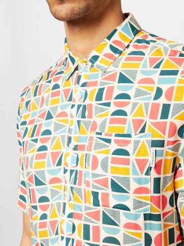 Iriedaily - Regular Fit Camisa 'Resort' em mistura de cores