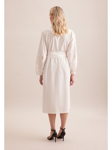 Robe 'Schwarze Rose' SEIDENSTICKER en beige