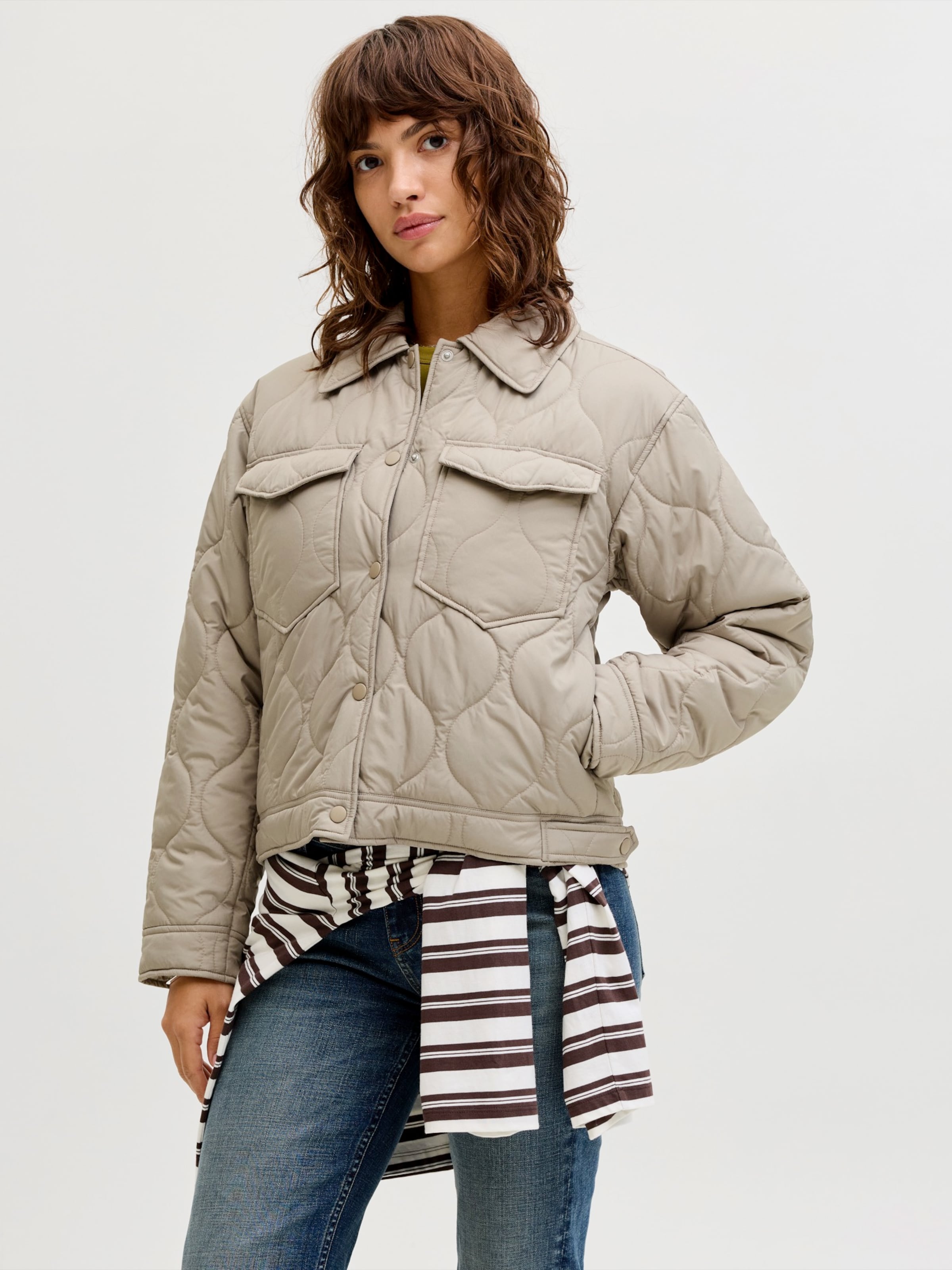 JJXX Between-Season Jacket 'JXHope Allie' in Khaki | ABOUT YOU