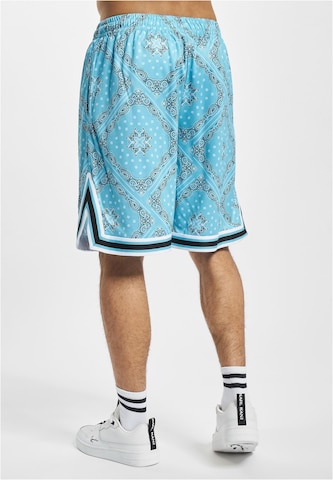 Karl Kani Loosefit Shorts in Blau