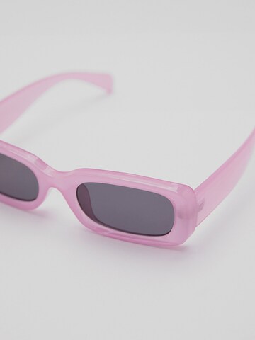 Pull&Bear Sunglasses in Pink