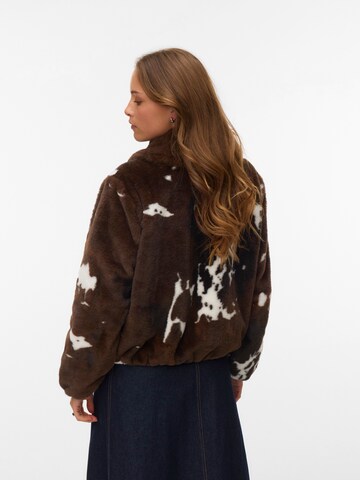 VERO MODA - Chaqueta de entretiempo en marrón