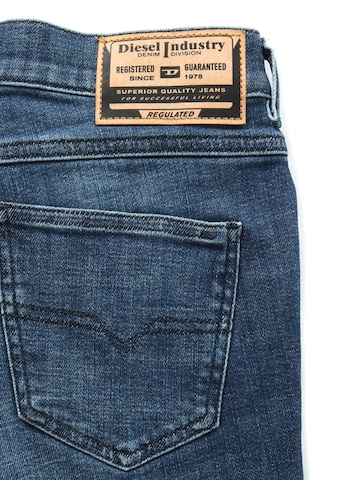 Coupe slim Jean 'D-SANDY' DIESEL en bleu
