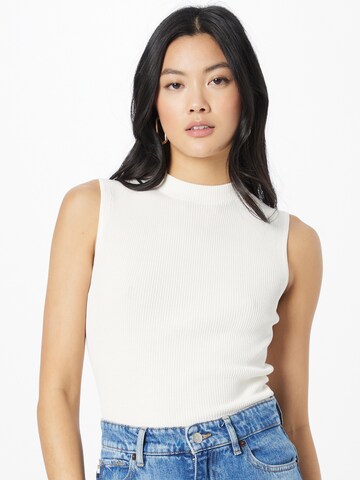 BOSS Top 'Feskies' in White: front