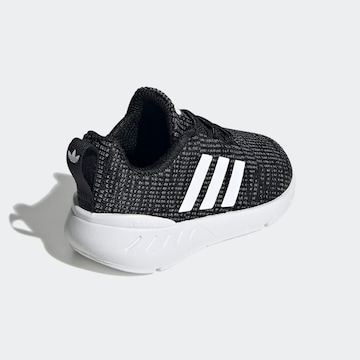 ADIDAS SPORTSWEAR Спортни обувки 'Swift Run 22' в черно