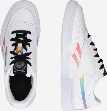 Baskets basses 'Club C Revenge' Reebok en blanc