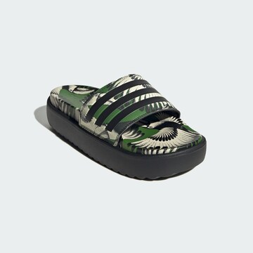 ADIDAS SPORTSWEAR Pantolette 'Adilette' in Grün