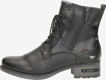 Chaussure à lacets 'Veterschoenen Hoog' MUSTANG en noir : devant