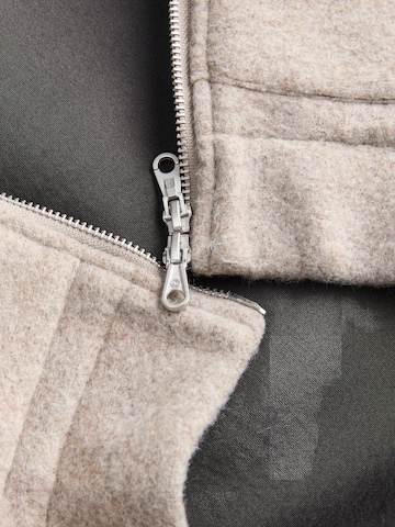 JACK & JONES - Chaqueta de entretiempo 'JCOIMPACT' en gris