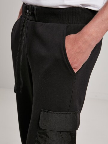 Urban Classics Regular Cargo Pants 'Commuter' in Black