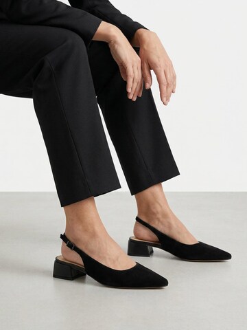 VENEZIA Pumps in Black
