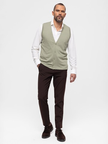 Antioch Vest in Green