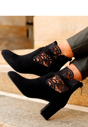 LASCANA Bootie in Black