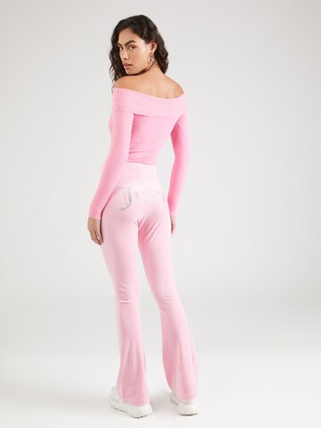 Juicy Couture Расклешенный Штаны 'FREYA' в Ярко-розовый