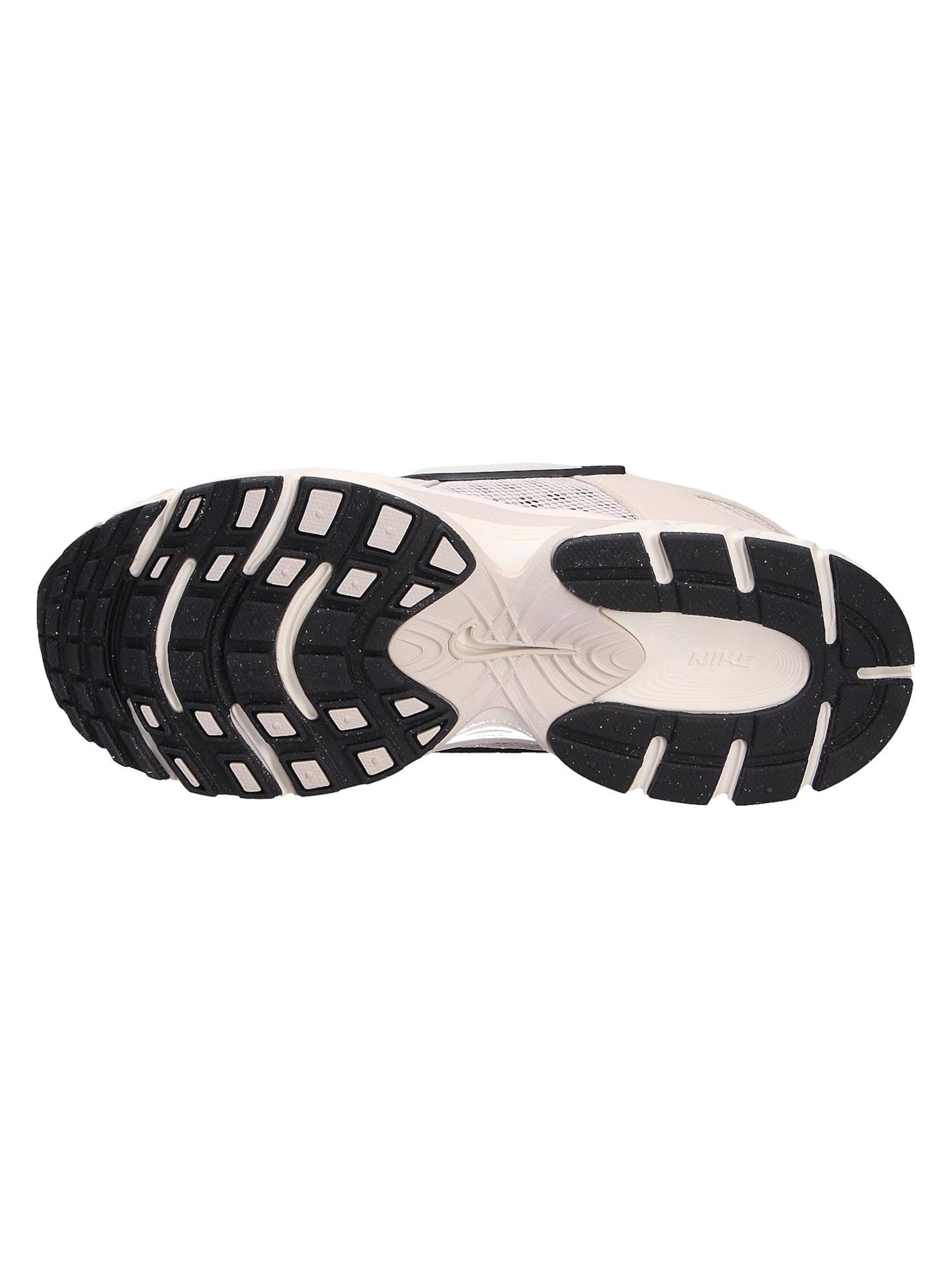 NIKE Sneakers 'V5 RNR' in Beige