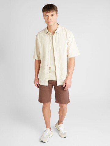 BLEND Regular Shorts in Braun