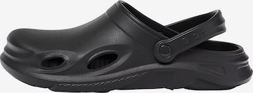 Pull&Bear Clogs in Black