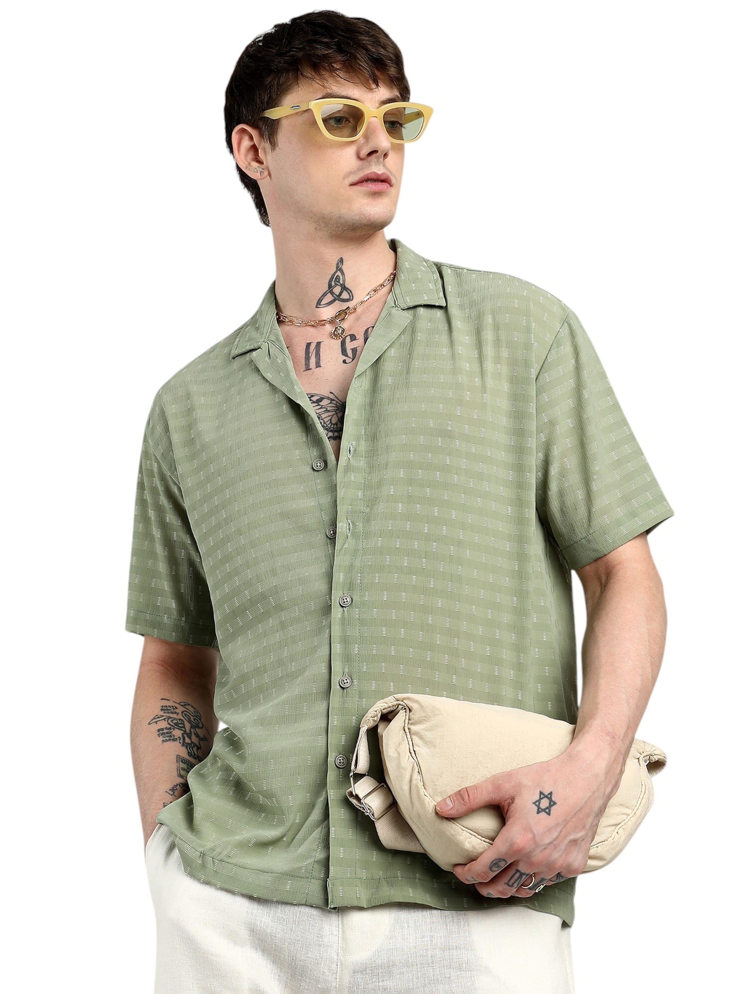 Campus Sutra Regular fit Button Up Shirt 'Tamela' in Green