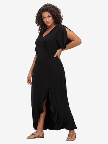 SHEEGO Dress in Black: front