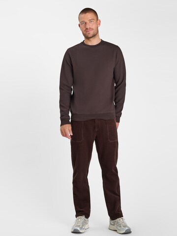Sweat-shirt 'CYRO' Le Temps Des Cerises en marron : devant