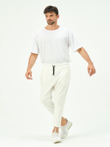 Effilé Pantalon C&City en blanc