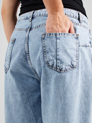 Trendyol Curve Regular Jeans in Blue