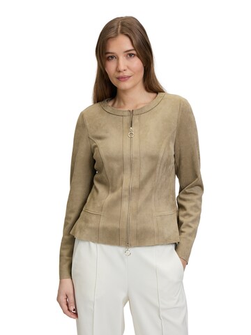 Blazer di Betty Barclay in verde: frontale